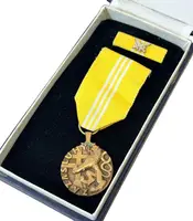 Česká a Slovenská federativní republika — 2