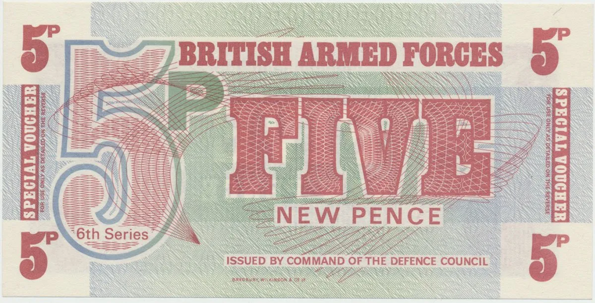 Velká Británie, 5 New Pence (1972), BAF - vojenské vydání, II. vydání - tisk BWC, P.M47