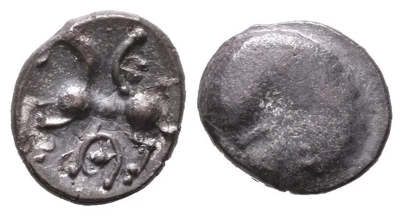 AR Obol, typ Němčice/Roseldorf II, Hladký hrbol / Koník zleva, stylizovaný — 1